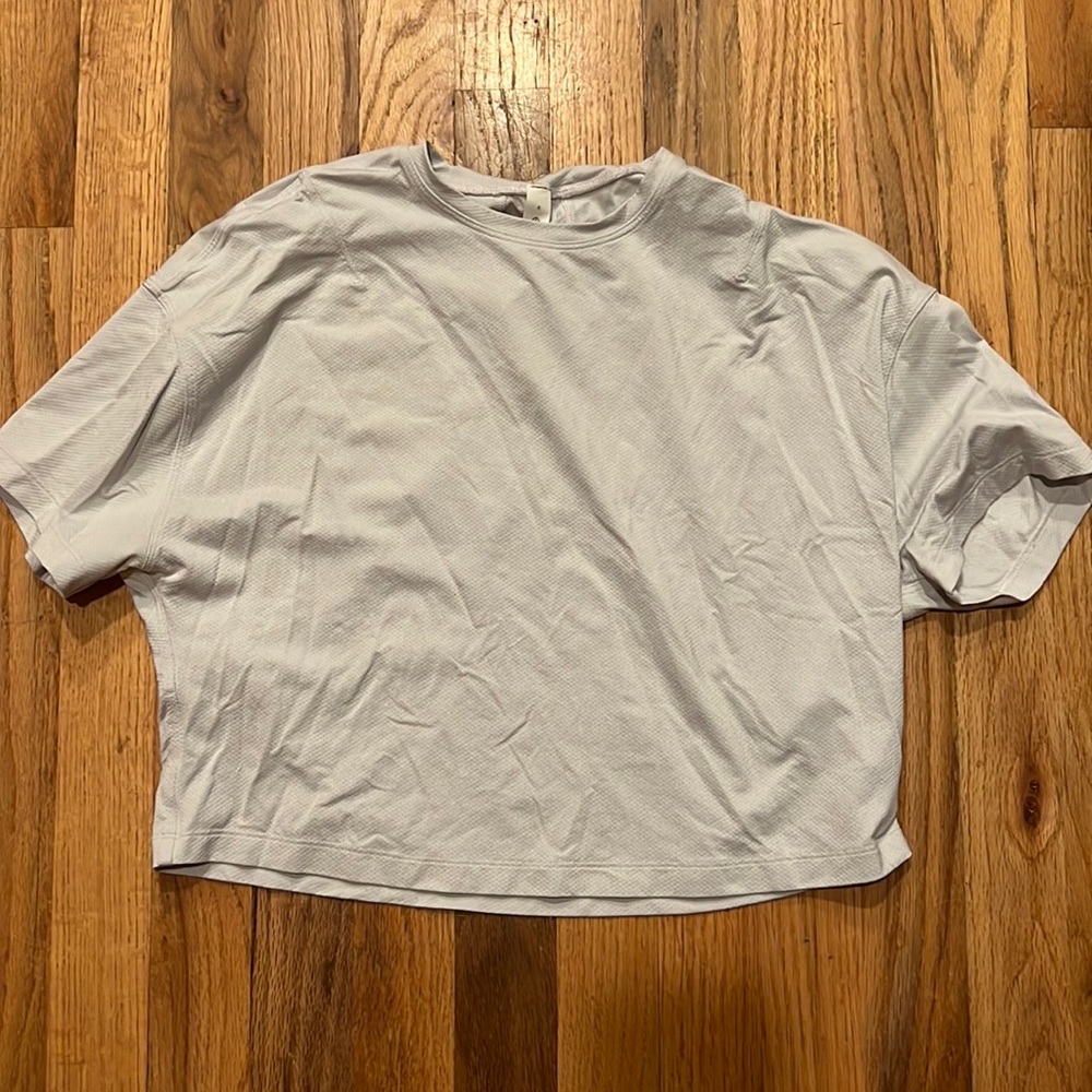 Size 4 Lululemon top